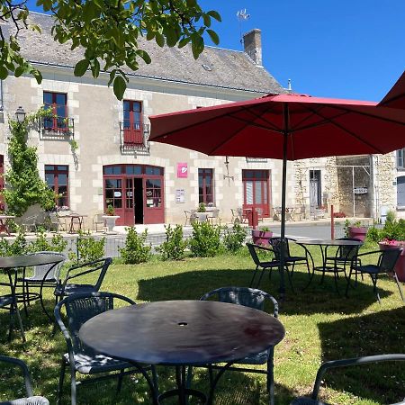 Logis Auberge De Crissay Exterior foto